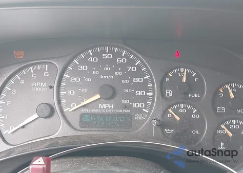 2002 Chevrolet Silverado 1500 Ls z USA, uszkodzony, nr VIN 2GCEC19V321353356